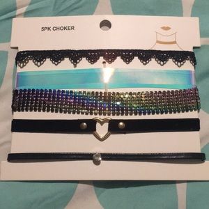 Choker set